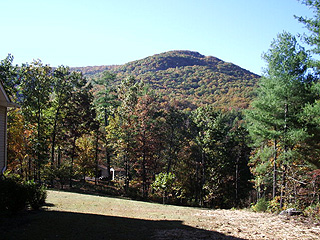 JOINS 300 SQ. MILES OF PARK WITH PEAKS ABOVE 4,000 FEET.